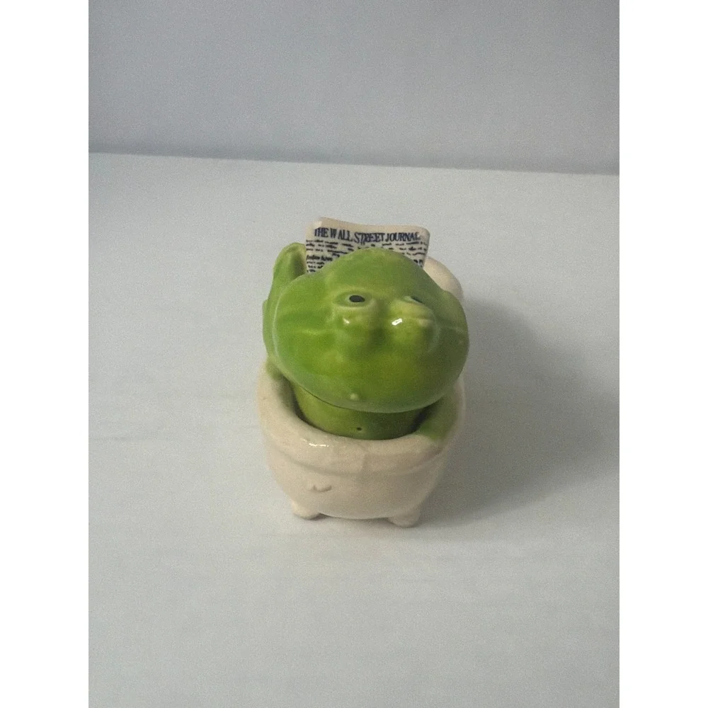 Vintage Ceramic Frog in Bathtub Soap Dish Reading Wall Street Journal Newspaper
